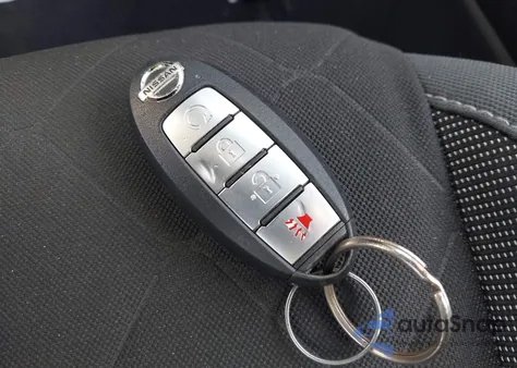 2019 Nissan Kicks Sv from USA, damaged, VIN 3N1CP5CU5KL552686